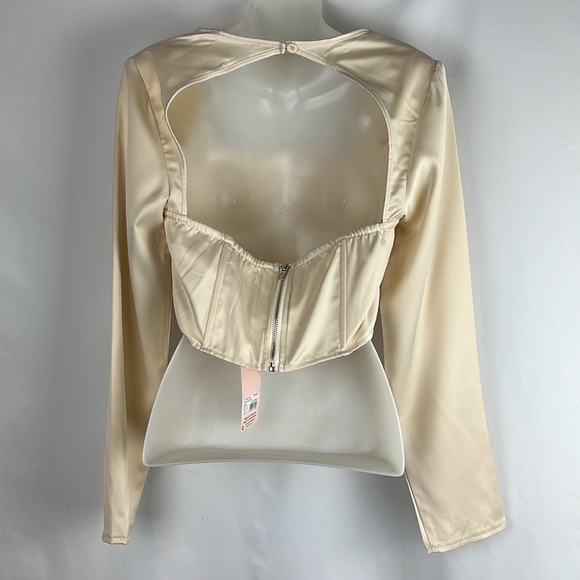 Missguided Satin Cut Out Detail Corset Crop Top Blouse in Cream Size 8 - NEW - Picture 6 of 10